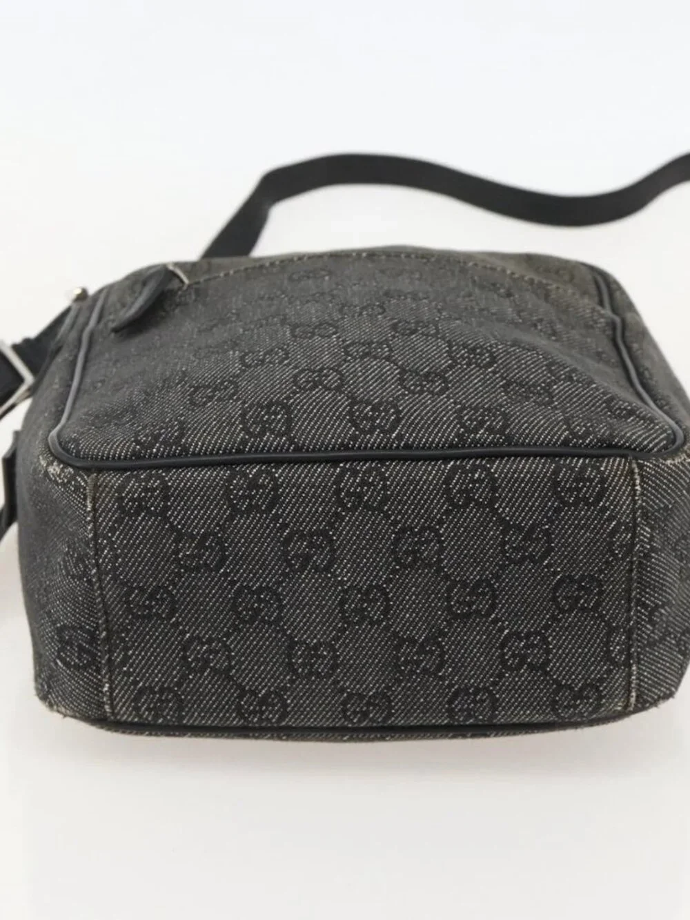 GUCCI GG Canvas Shoulder Bag Black Silver 03136 Auth 175385